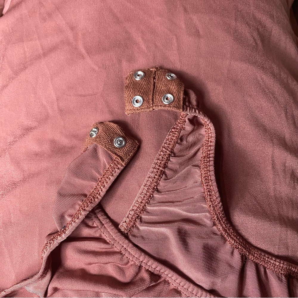 NWT Guess Bodysuit - Picture 9 of 13
